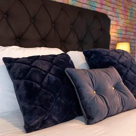 Daire Linthorpe With Parking *