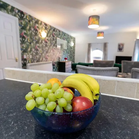 Linthorpe With Parking