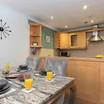 Apartment Linthorpe With Parking Middlesbrough